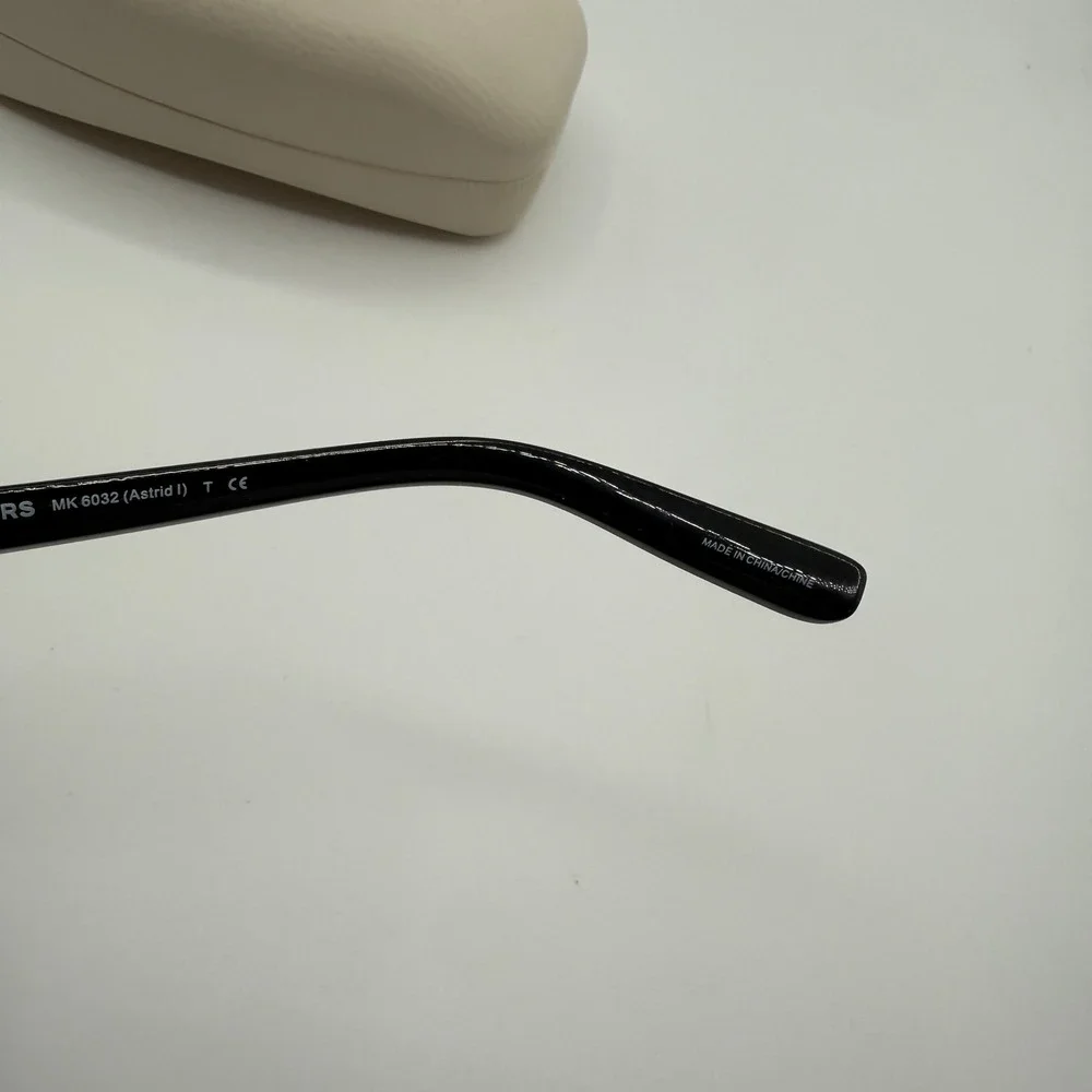 Michael Kors Astrid I Sunglasses Women Black Oval Gradient Lens Designer NWOT
